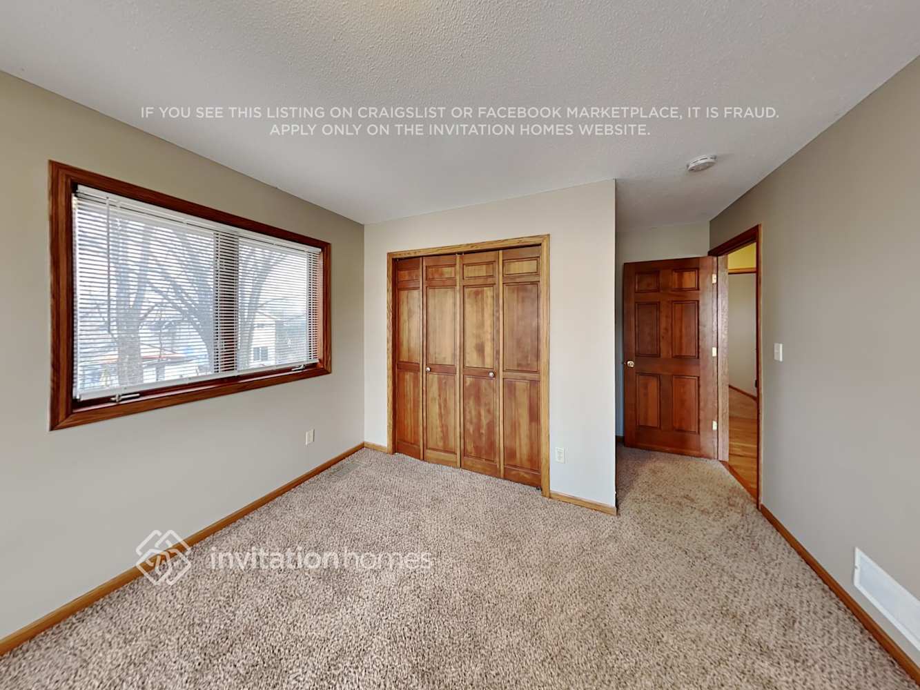 Building Photo - 1730 Atwater Path E