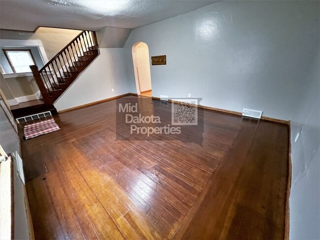Building Photo - 700 S Wisconsin- 3 bedroom house