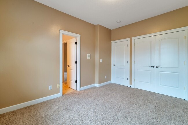 Building Photo - Jewel up in Alpine