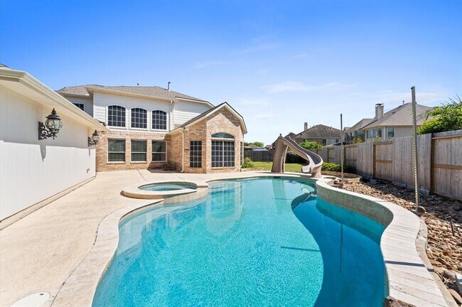 Building Photo - 3906 Point Cuero Ct