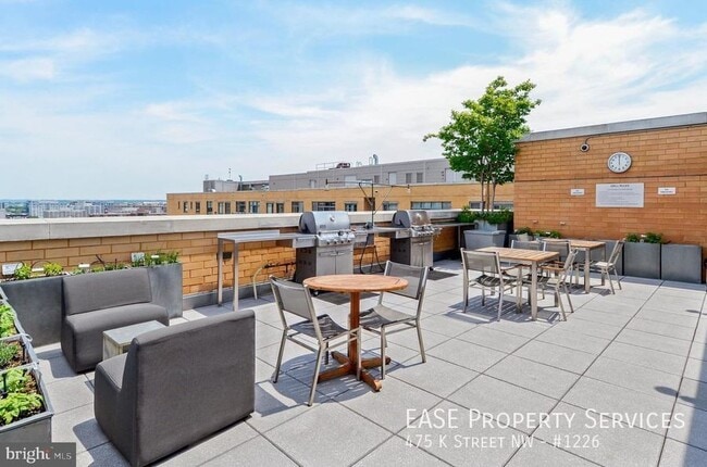 Building Photo - 475 K St NW