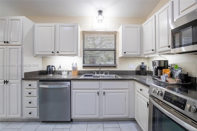 Building Photo - 36 Quail Roost Rd