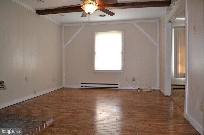 Building Photo - 925 Dyke Branch Rd