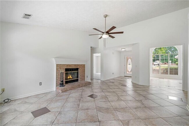Building Photo - 2775 Ivy Mill Dr