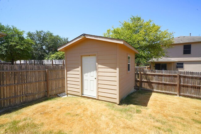 Building Photo - Beautifully Maintained Home in Schertz Now Available. Realtor Commission: $500