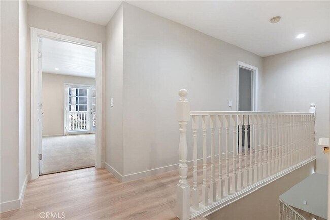 Building Photo - 18850 Hatteras St