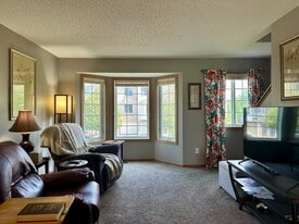 Building Photo - 4951 Emmit Dr N