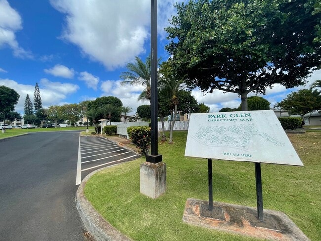 Building Photo - Parkglen at Waikele upstairs corner/end unit