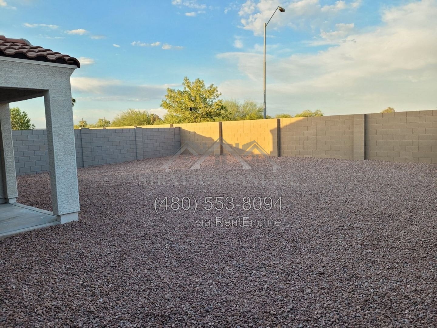Building Photo - 229 N 13th Pl