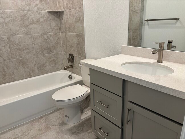 Building Photo - 1224 Purple Martin Dr