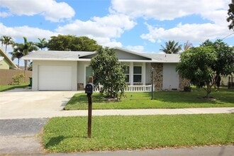 Building Photo - 160 SW 127th Ave