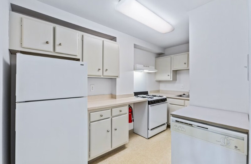 Building Photo - 301 Chestnut St