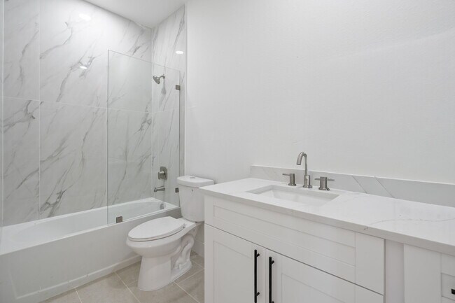 Building Photo - 5245-5247 26th St SW