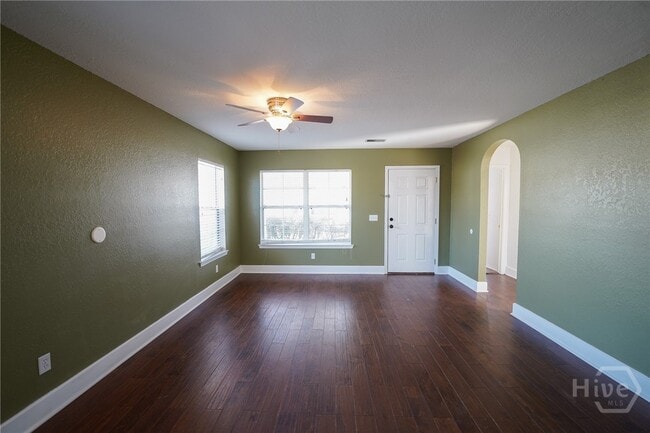 Building Photo - 77 Godley Park Wy