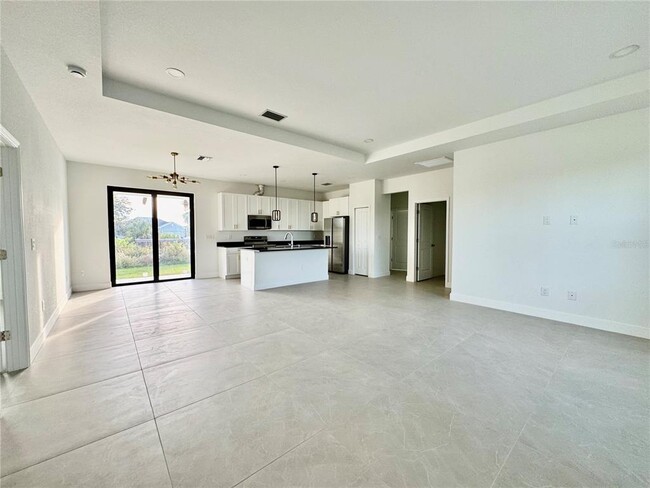 Building Photo - 13435 Bouvardia Ln