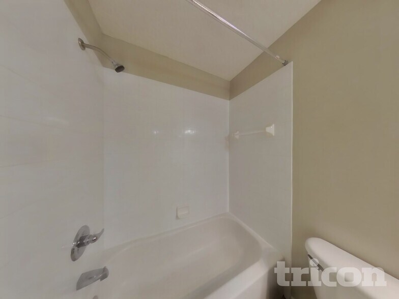 Building Photo - 96043 Starlight Ln