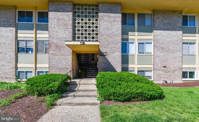 Building Photo - 7174 Donnell Pl