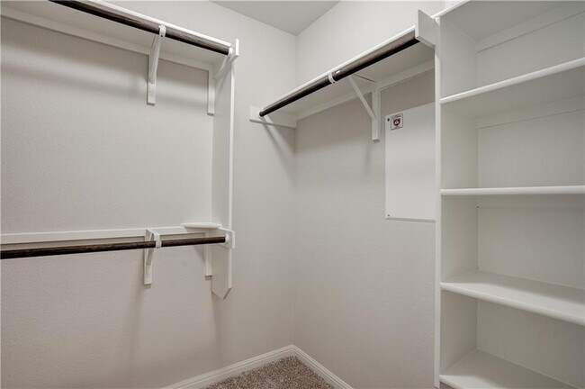 Building Photo - 1724 Artesian Spgs Xing