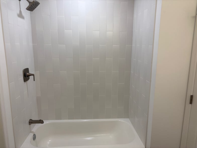 Building Photo - 108 Hobson St