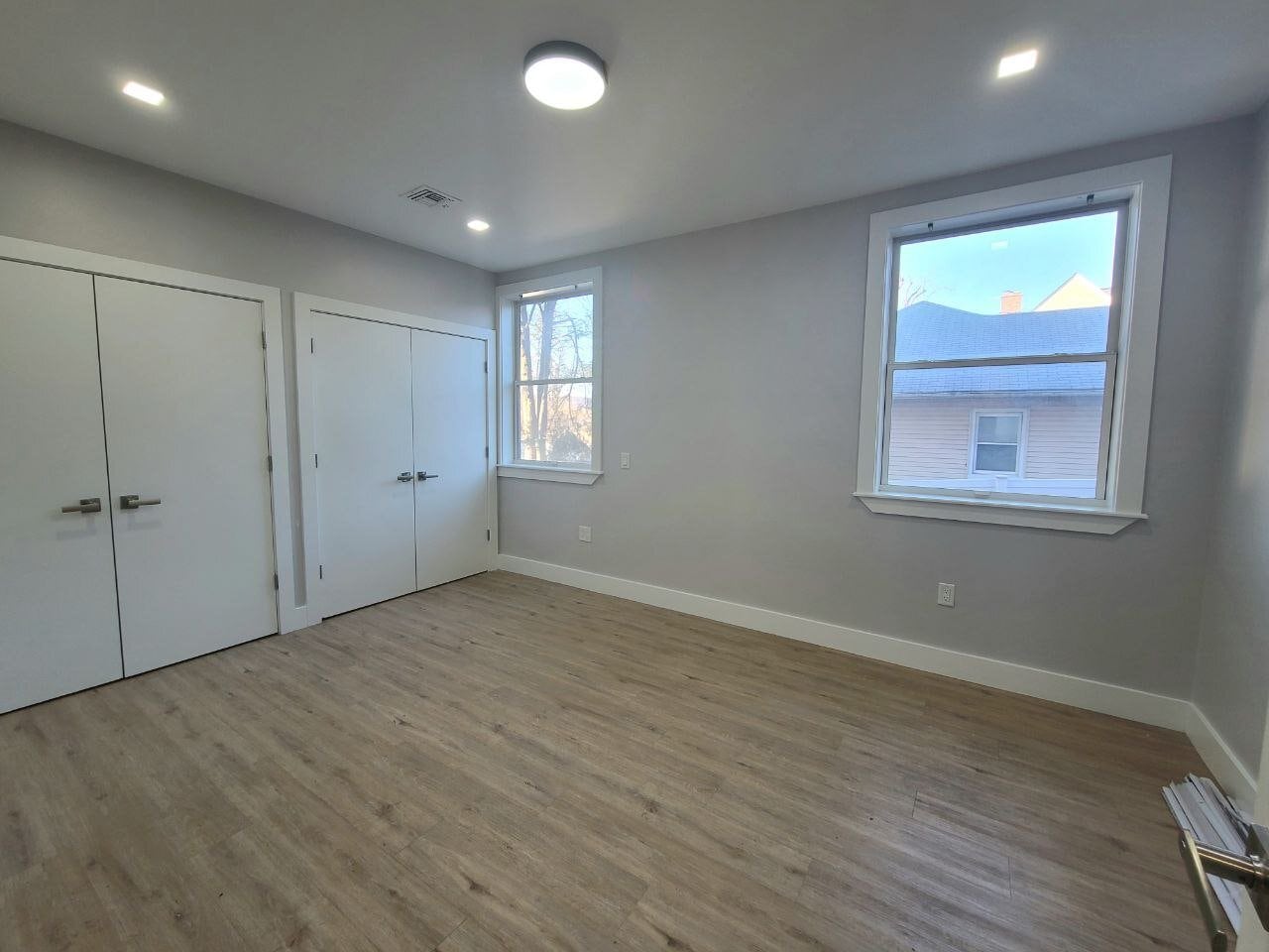 Building Photo - 205 Mt Vernon Ave
