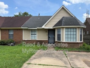 Building Photo - 6935 Hillindale Dr