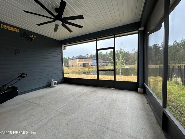 Building Photo - 2734 Copperwood Ave