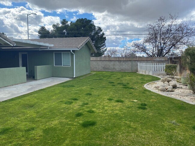 Building Photo - 6440 Abby Rose Ave