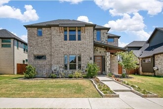 Building Photo - 6842 Gavin Dr