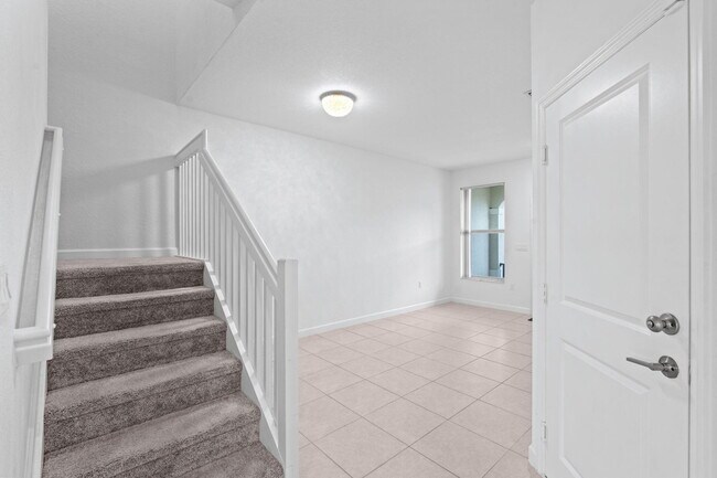 Building Photo - 5515 NW 27th St