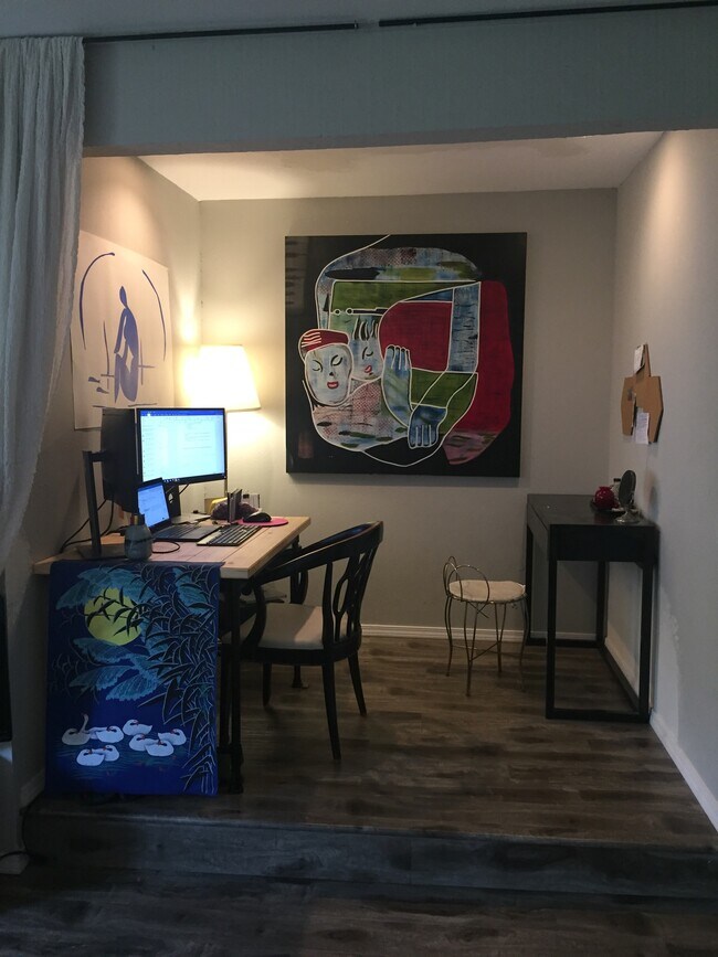 Upstairs "nook" for office, storage, living space - 2710 Douglas Ave