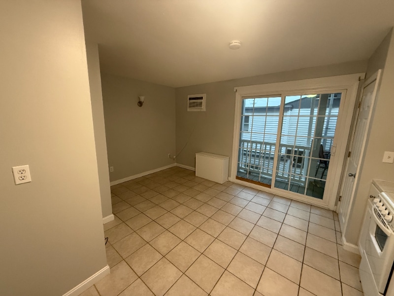 Building Photo - 12 G St