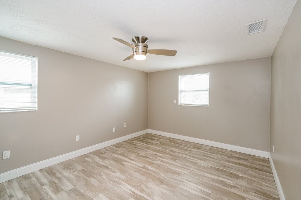 Building Photo - 4045 Grayton Dr