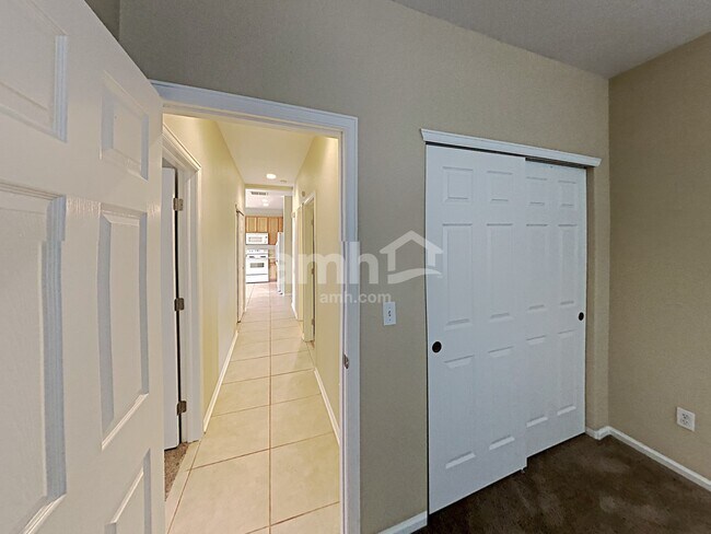 Building Photo - 5067 Sparrow Way