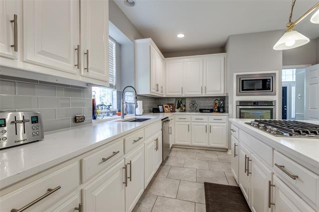 Building Photo - 928 Hidden Hollow Ct