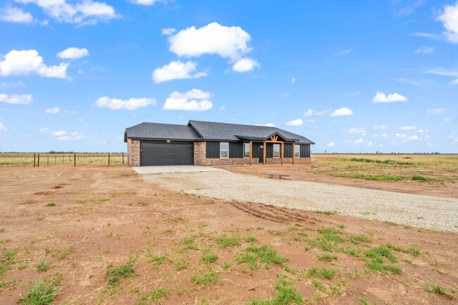 Building Photo - Country Living In Roosevelt ISD!