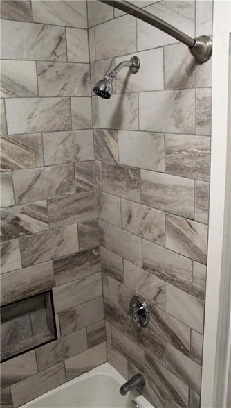 Building Photo - 25 W Narragansett Ave