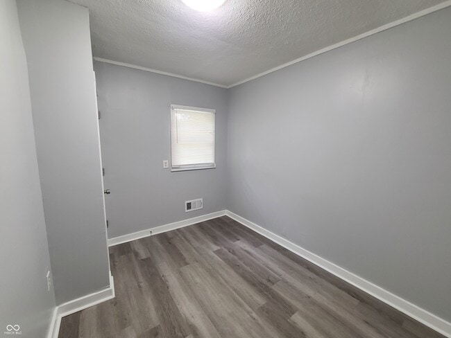Building Photo - 972 N Belleview Pl