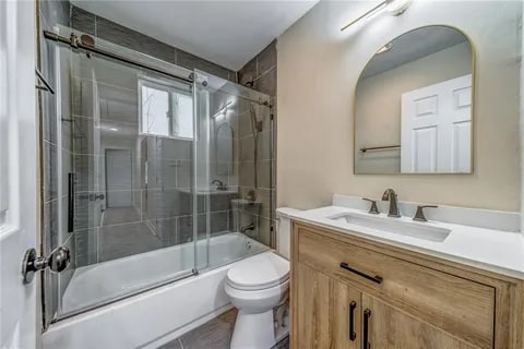 bathroom 2 - 1024 Regis Rd SE