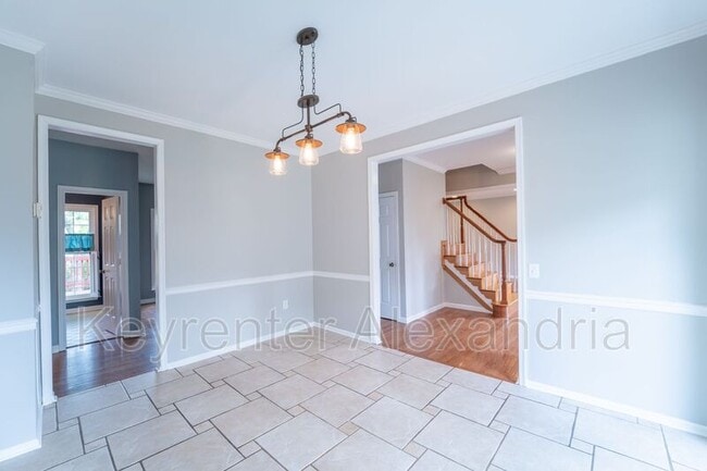 Building Photo - 13183 Oak Farm Dr