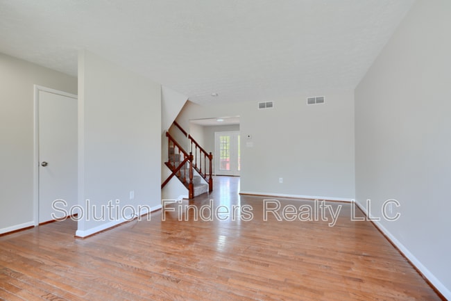 Building Photo - 3419 Clairborne Way