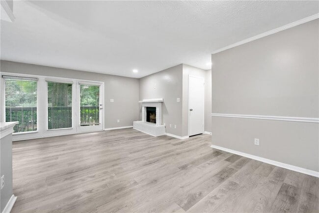 Building Photo - 113 Tuxworth Cir