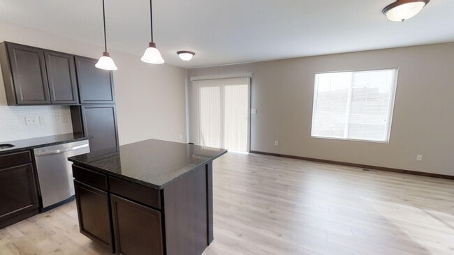 Building Photo - 8726 E Harry St