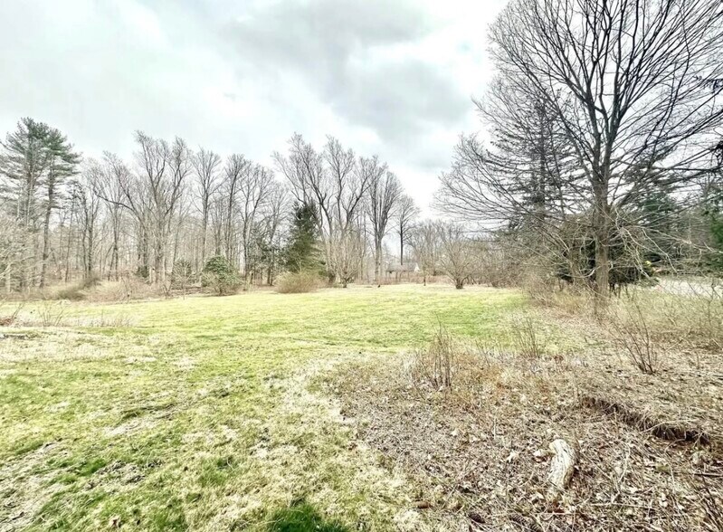 Primary Photo - 473 Amity Rd