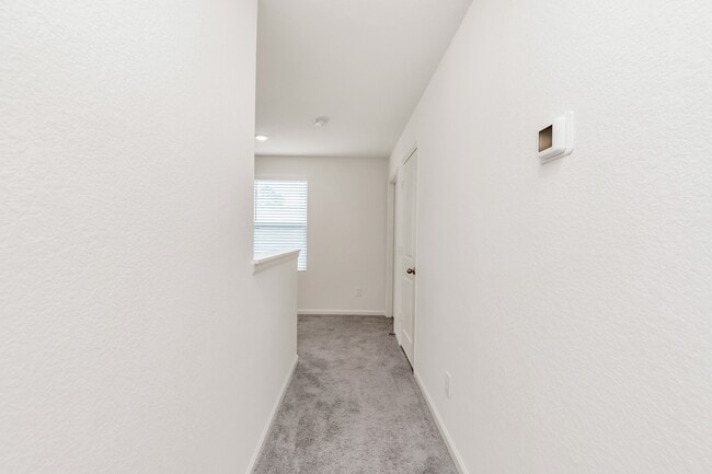 Building Photo - 7810 Hightree Dr
