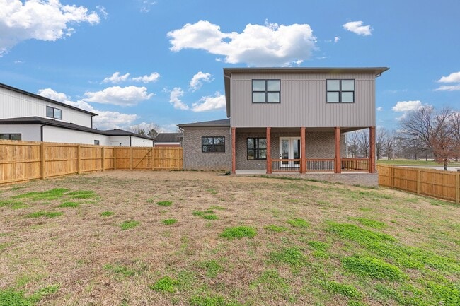 Building Photo - Modern New Construction Home