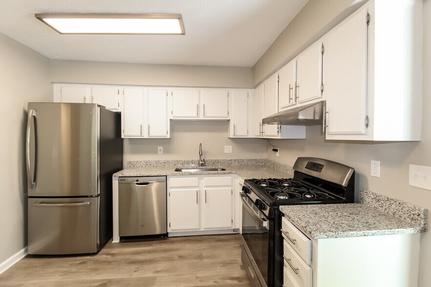 Building Photo - 1097 Williamsburg Ln