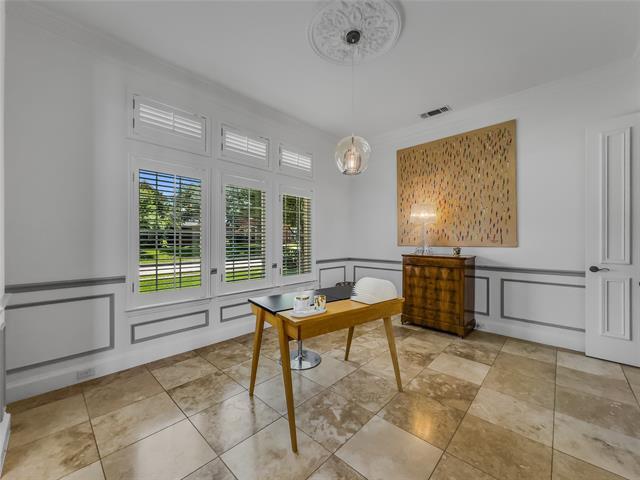 Building Photo - 5725 Meadowhaven Dr