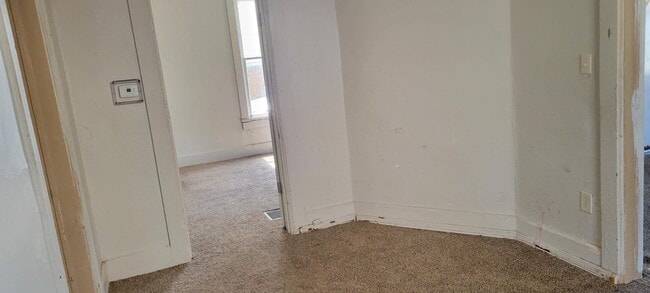 Building Photo - 39 N Brownell St