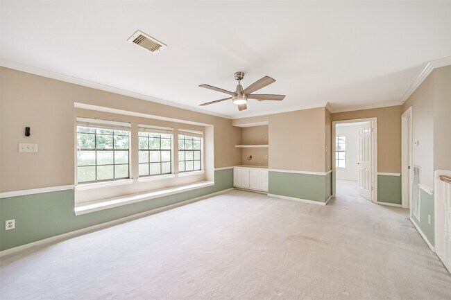 Building Photo - 2214 Cherrytree Ridge Ln