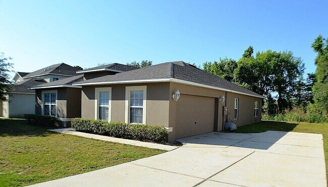 Building Photo - 1017 Tawny Eagle Dr